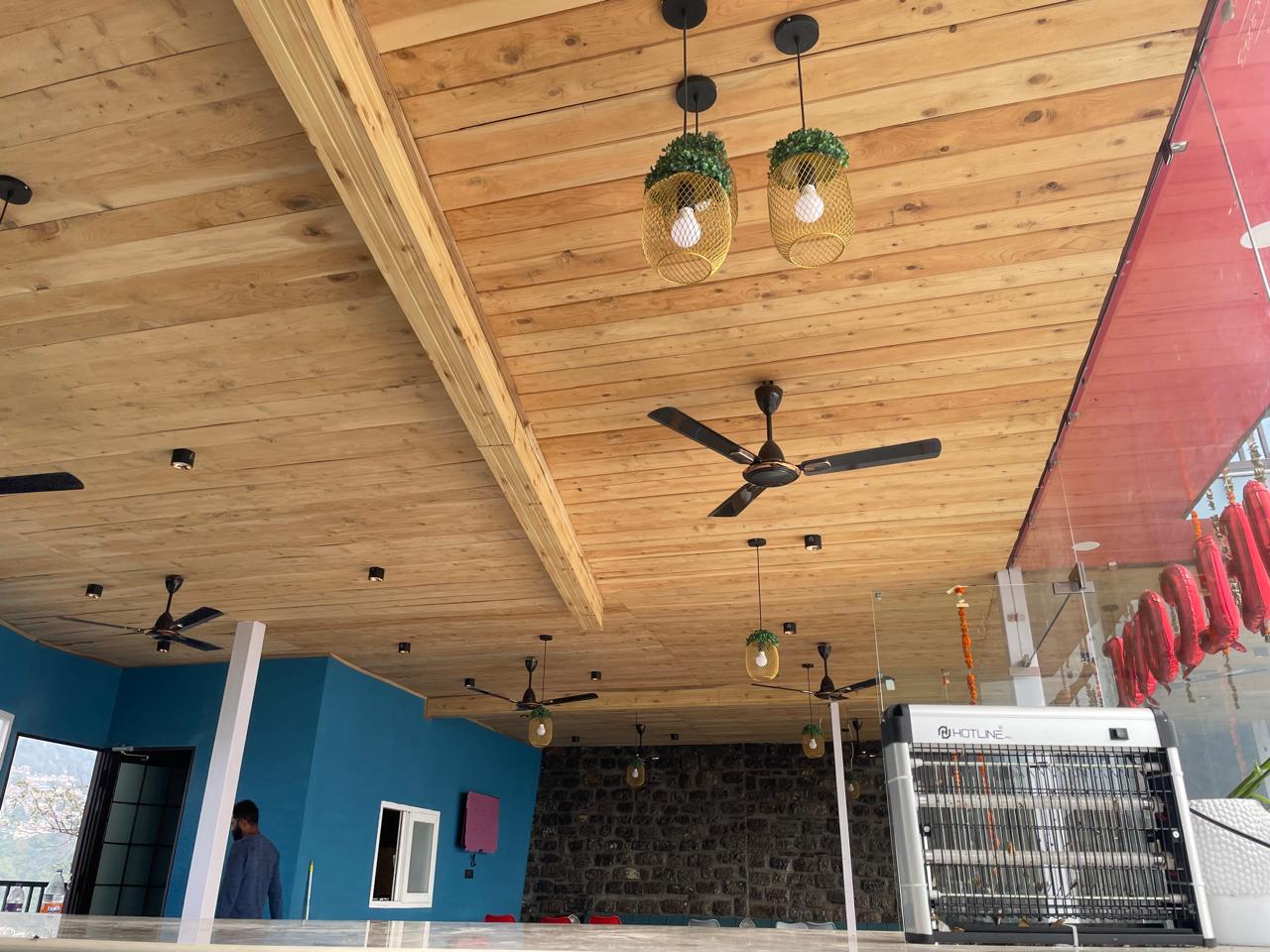 Wooden ceiling cafeteria